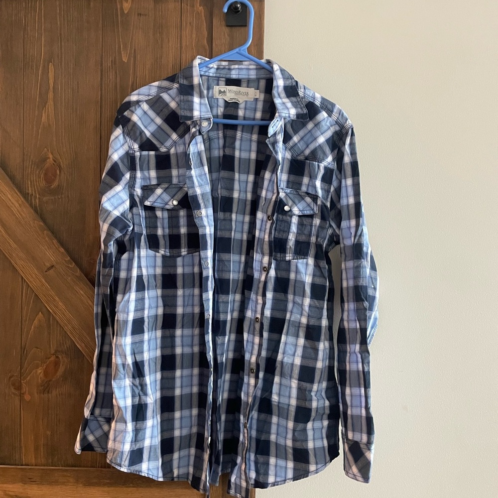 WindRiver Plaid Button Up Shirt